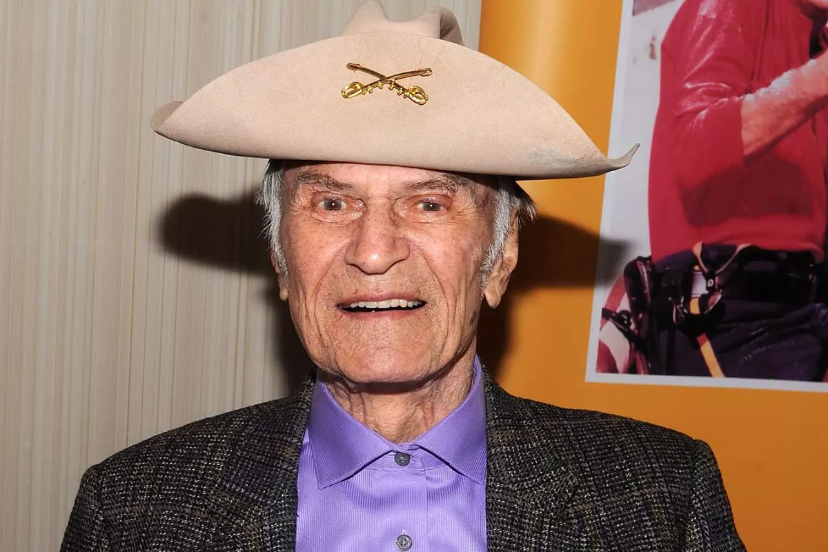 Larry Storch Net Worth