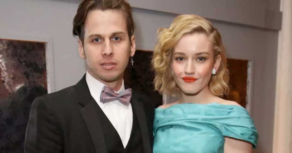 julia garner husband mark foster 